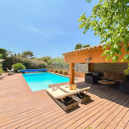 Willa Grande Maison 5 Avec Piscine A *